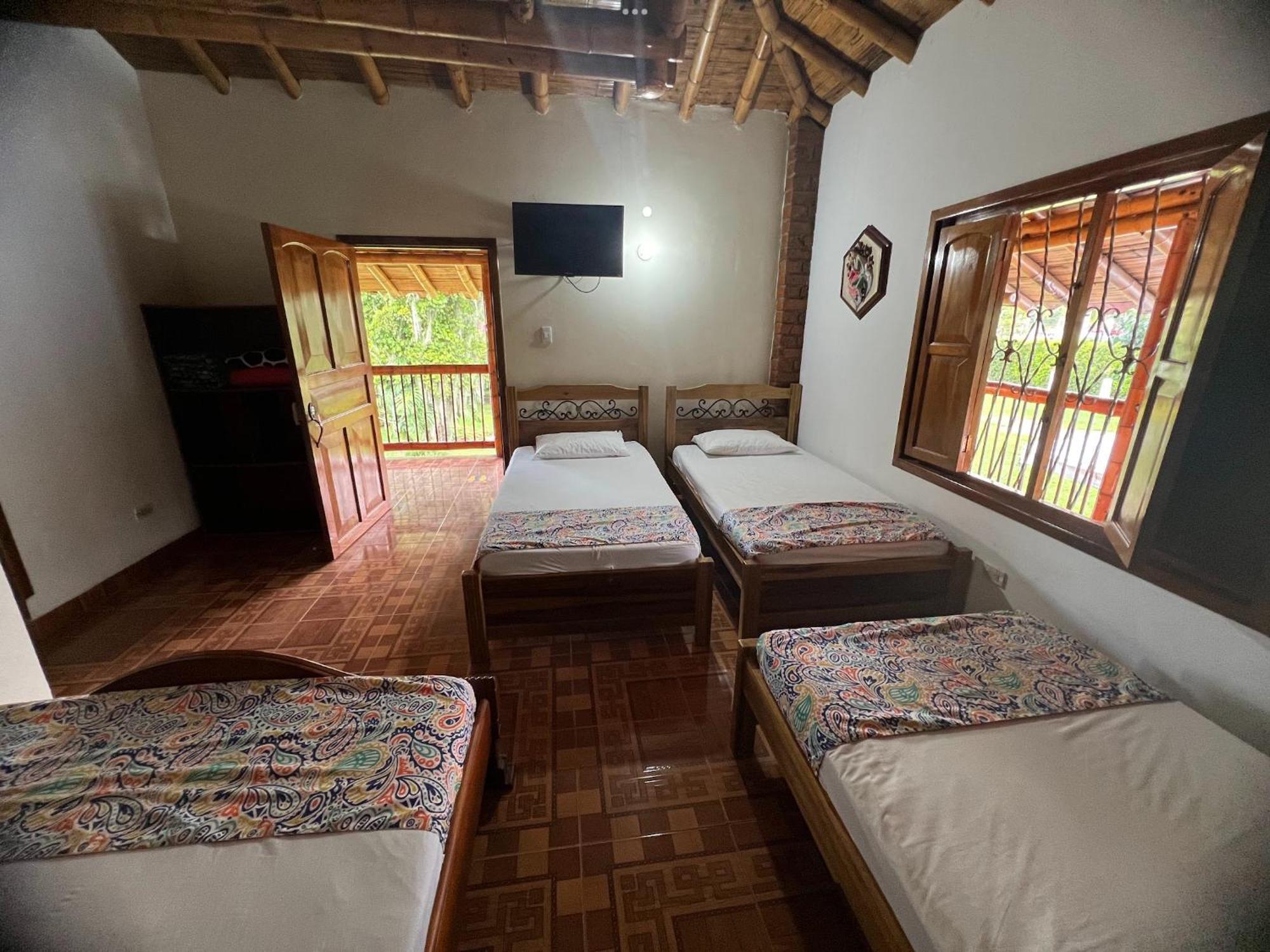 Villa Alejandra Del Quindio Calarca Exterior photo